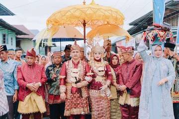 Tradisi Pernikahan 7 Hari 7 Malam, Warisan Lampung