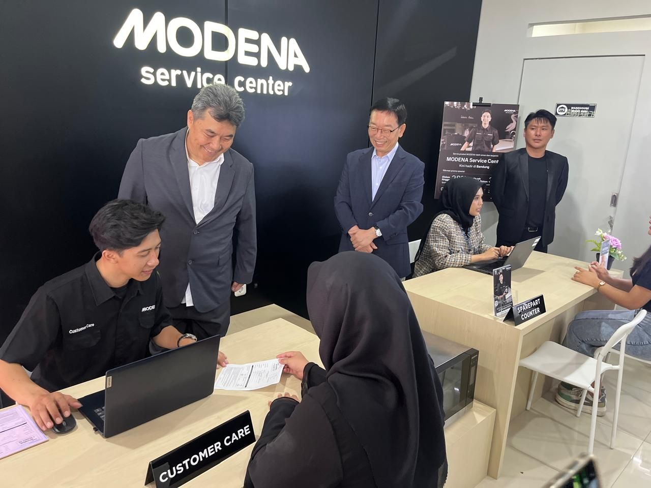 Modena Service Center Lindungi Konsumen, MODENA Tambah Service Center di Bandung - RRI.co.id