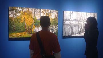  On Slowness: Painting Displacement Pameran Foto Realis 