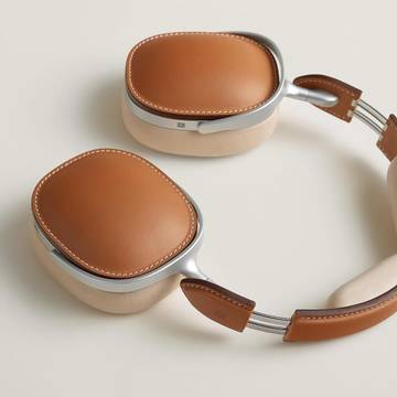 Hermes Luncurkan Headphone Seharga Ratusan Juta