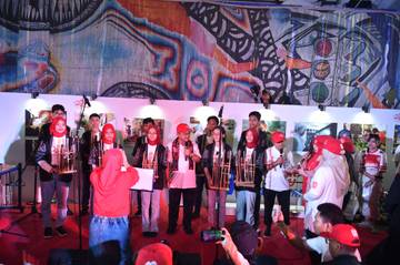 Pelajar SLBN-Cicendo Tampil Memukau di Festival Harmoni Bintang 