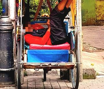 Siang Panas di Jalan Cibadak