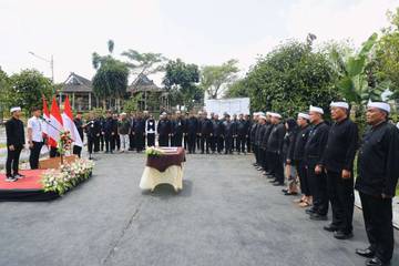 Pelantikan Pejabat Eselon II Pemkab Purwakarta di Kebun