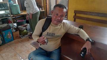 Nasib Penjual Arloji Keliling Ditengah Masifnya Online Shop