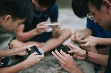 Alasan Gen Z Lebih Memilih Main Game Digital