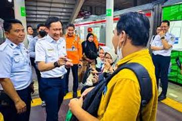 Dirut KAI Tekankan Budaya Keselamatan Kerja 