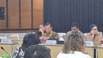 DPR Dorong Langkah Konkret Agar Penguatan Industri Farmasi 
