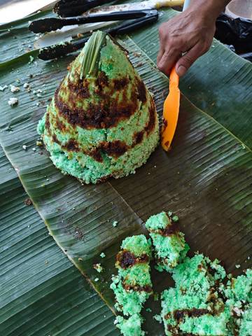 Awug, Kuliner Khas Jawa Barat Jadi Fenomenal