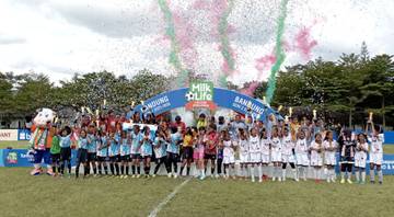 Juara Baru Warnai MilkLife Soccer Challenge Bandung