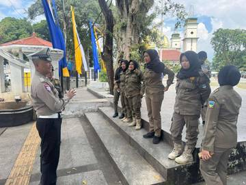 Polisi Masif Edukasi Warga Terkait Keselamatan Berlalu Lintas