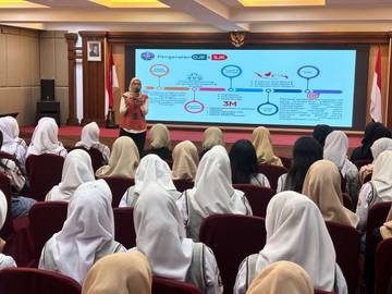 OJK Dorong Literasi Keuangan Masyarakat Lewat "Ngantri"