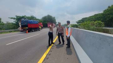Polres Subang Olah TKP Laka Maut Di Cipali 