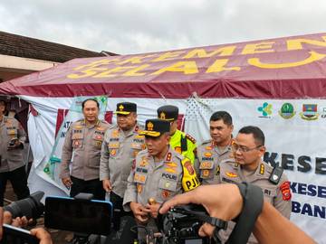 Kapolda Jabar Tinjau Petugas Operasi SAR Longsor Cisarua