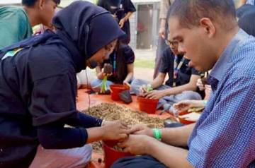 Tanam 1500 Pohon, Astra Infra Libatkan Insan Difabel 