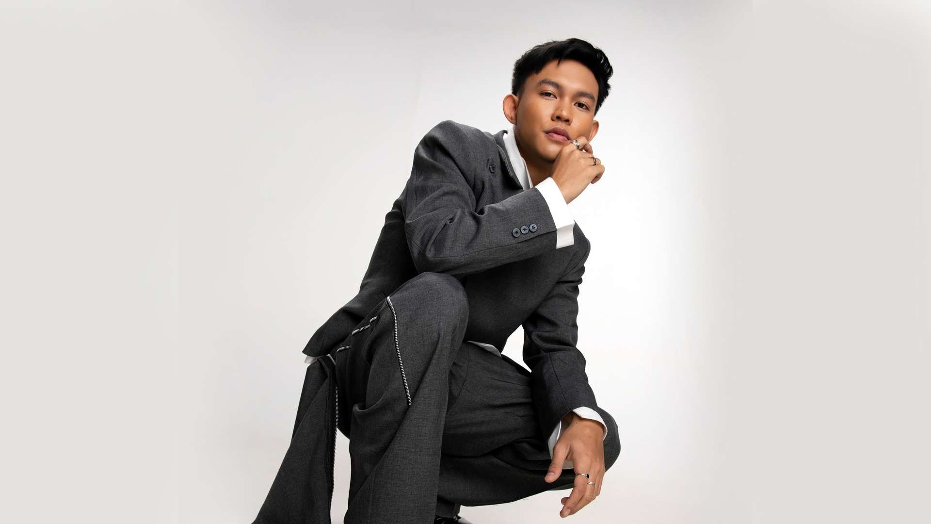 Fajar Noor Rilis Debut Single Kemenangan Indonesian Idol