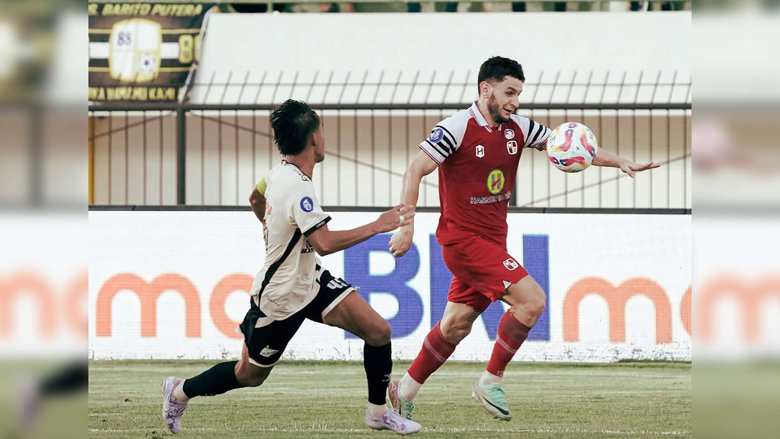 Dibantai PSM Makassar 4-1, Barito Putera Makin Kritis