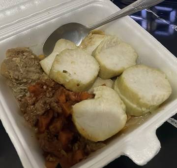 Opor Ayam Hidangan Wajib di Momen Lebaran