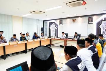 Tenaga Ahli Menteri Agama Motivasi dan Apresiasi PPIH Banjarmasin