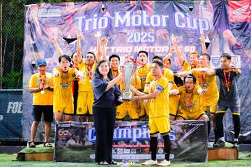 Jurnalis Kalsel FC Juara Trio Motor Cup 2025