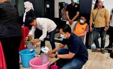 Gugun Saksikan Sabu 2,5 Kilogram Diblender Polda Kalsel