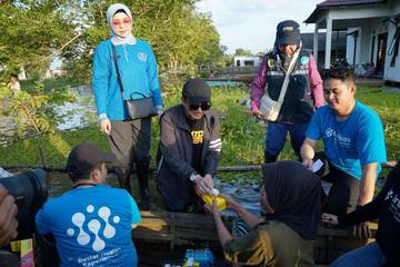 Hasnur Group Salurkan Ribuan Bantuan kepada Korban Banjir 