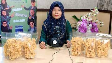 Peyek Mama Vika, Usaha Rumahan Sarat Inspirasi