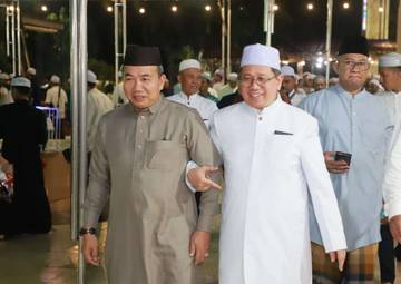 Sekda Kalsel Berbaur Jamaah Ibadah Malam Nisfu Sya’ban 