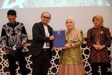 Neli Listriani Raih Andalan Awards ke-8 2026
