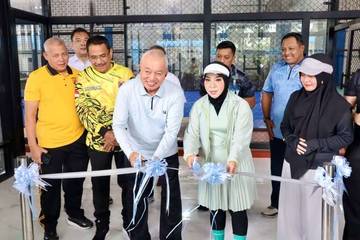 Gubernur Kalsel Resmikan Lapangan Olahraga Mahligai