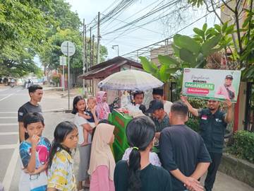 Berbagi Kebaikan, Dompet Dhuafa Banten Borong Dagangan UMKM