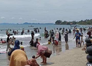 Wisata Pantai Masih Jadi Primadona Wisatawan Lokal