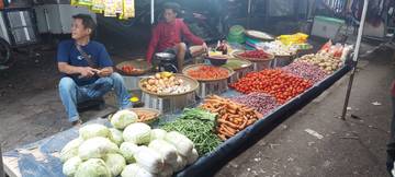 Harga Komoditas Pertanian di Pasar Rangkasbitung Alami Penurunan