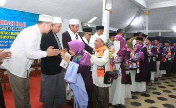 CJH Lebak Masih Diberangkatkan dari Pondok Gede