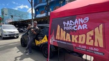 Padang Amakden, Masakan Padang Berkonsep Food Car
