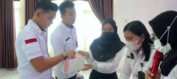 Jaga Kesehatan Petugas, Lapas Rangkasbitung Bagikan Vitamin Lengkap