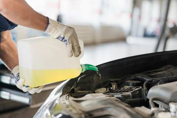 Flushing Oli Matic Mobil Tingkatkan Performa Transmisi