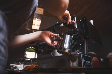 Barista Kota Serang Jadi Daya Tarik Penikmat Kopi