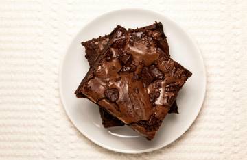 Cara Mudah Membuat Brownies Shiny Crust di Rumah