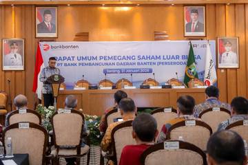 Gelar RUPSLB, Gubernur Minta Bank Banten Jadi Identitas Daerah