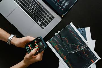 Riset Ungkap Perilaku Investor Pengaruhi Pasar Saham