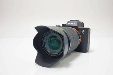 Cara Aman Bersihkan Lensa Kamera dari Jamur