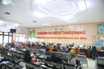 Warga Tangerang Bisa Ganti Dokumen Rusak Akibat Banjir