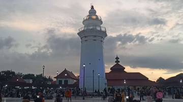 Banten Lama Dipadati Peziarah Jelang Ramadan