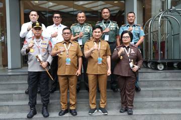 Gubernur dan Wakil Gubernur Hadiri Rakornas Pemerintah Daerah