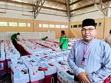 Kemenag Sintang Awasi Langsung Proses X-Ray Bagasi Jemaah