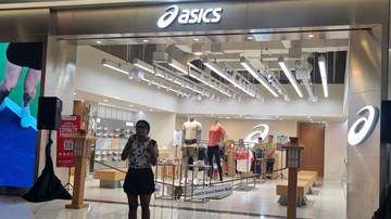 Support Olahraga, ASICS Buka Store Pertamanya di Kepri