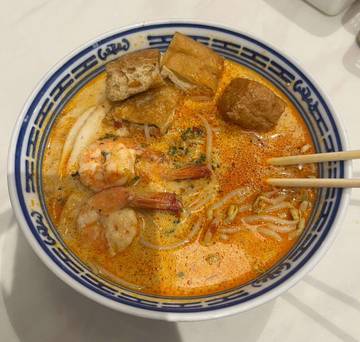 Semangkok Laksa Singapore Autentik Mentari Kopitiam Buruan Kuliner