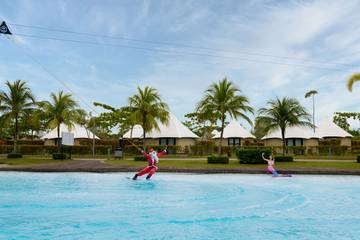 Sambut Musim Penuh Keceriaan di Natra Bintan