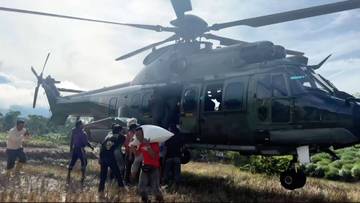 Helikopter Caracal TNI-AU Salurkan Bantuan Kemanusiaan Gayo Lues