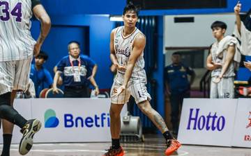 Hawks Akhiri Rekor Buruk Lewat Comeback